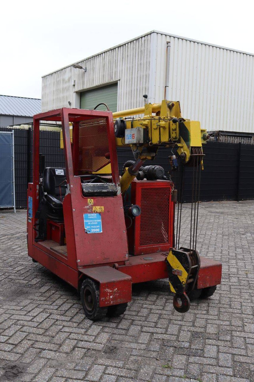 Valla V.VA 35D Diesel Crane 3500kg 6.8m 2005