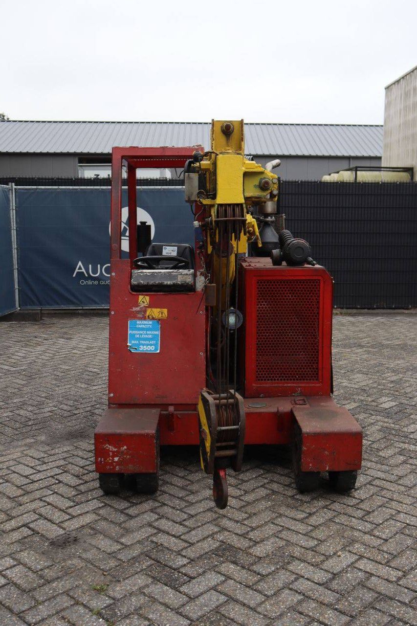 Valla V.VA 35D Diesel Crane 3500kg 6.8m 2005