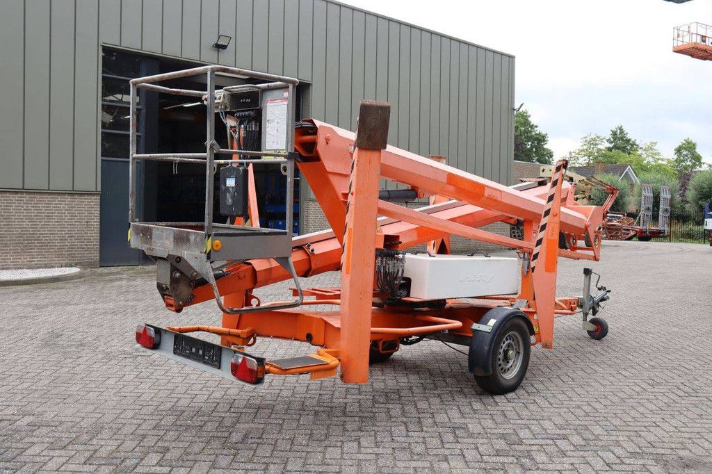 Anhängermontierte Hubarbeitsbühne Nifty 170HAC 200 kg 17,10 m 2013