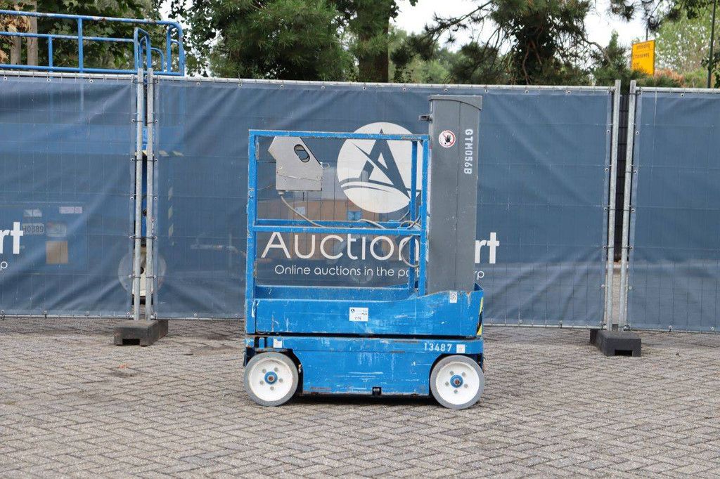 Skyjack SJ12 Elektrischer Mastlift 227 kg 5,6 m 2015