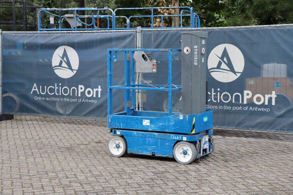 Skyjack SJ12 Elektrischer Mastlift 227 kg 5,6 m 2015