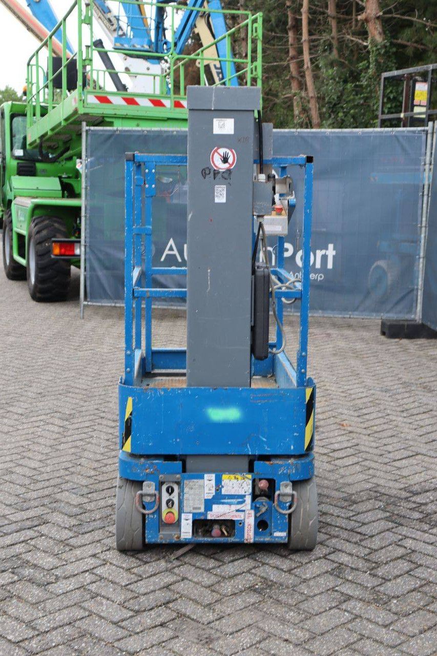 Skyjack SJ12 Elektrischer Mastlift 227 kg 5,6 m 2015