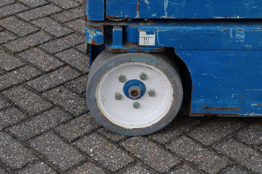 Skyjack SJ12 Elektrischer Mastlift 227 kg 5,6 m 2015