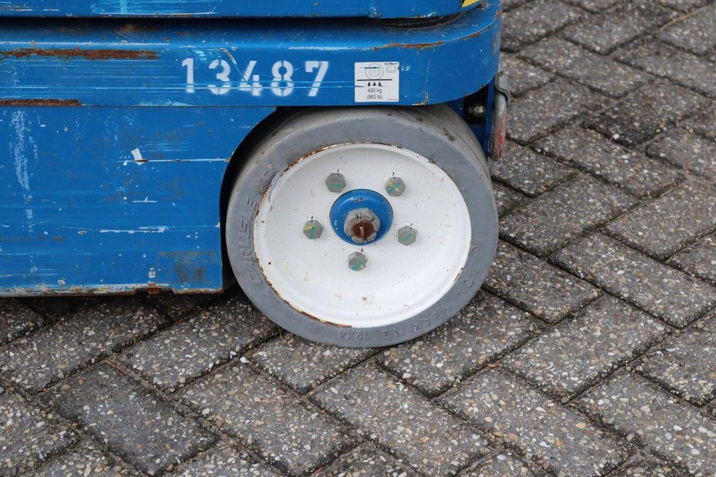 Skyjack SJ12 Elektrischer Mastlift 227 kg 5,6 m 2015