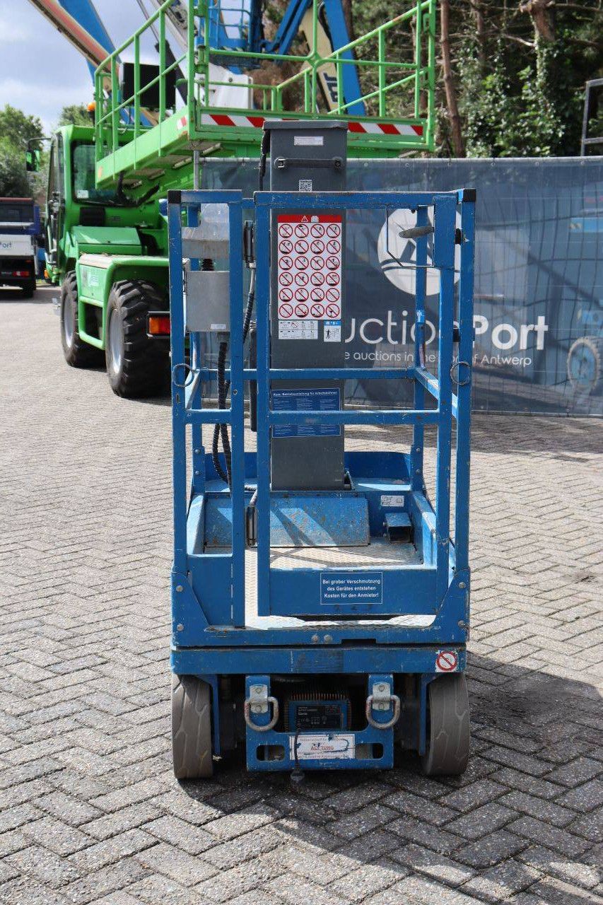 Skyjack SJ12 Elektrischer Mastlift 227 kg 5,6 m 2015