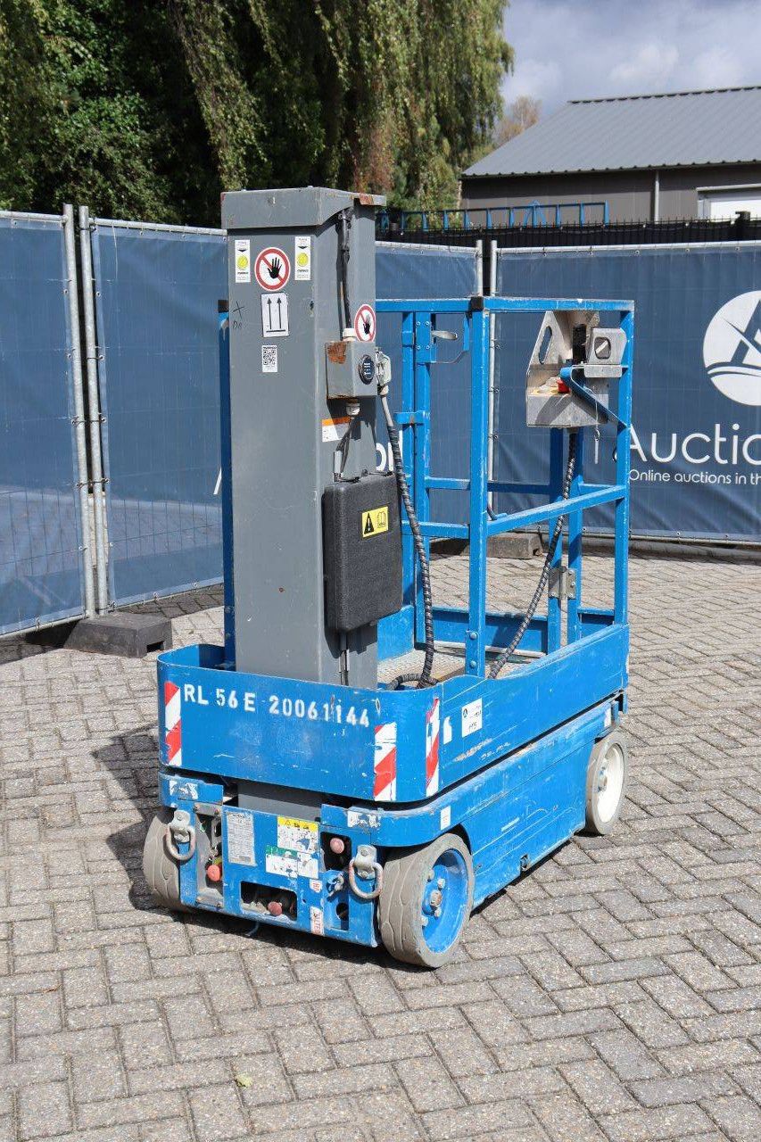 Skyjack SJ12 Elektrischer Mastlift 227 kg 5,6 m 2015