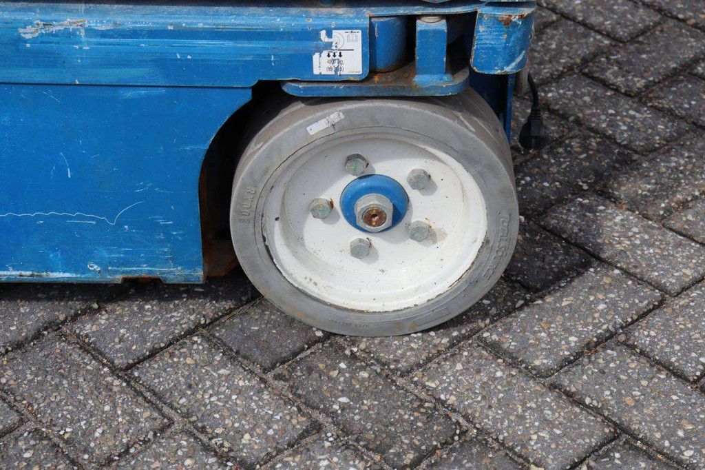 Skyjack SJ12 Elektrischer Mastlift 227 kg 5,6 m 2015