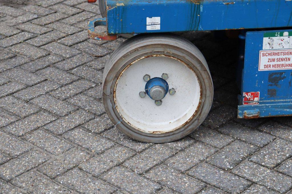 Skyjack SJ III Scherenarbeitsbühne 4632 Elektrisch 317 kg 11,7 m 2015