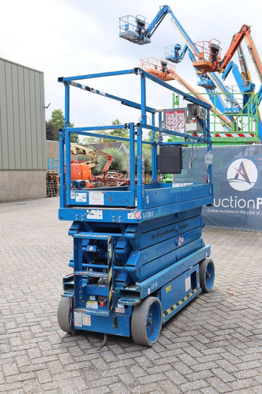 Skyjack SJ III Scherenarbeitsbühne 3226 Elektrisch 227 kg 9,9 m 2015
