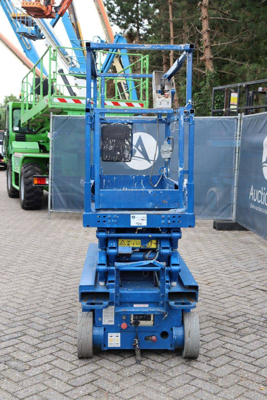 Skyjack SJ III Scherenarbeitsbühne 3219 Elektrisch 227 kg 7,8 m 2017