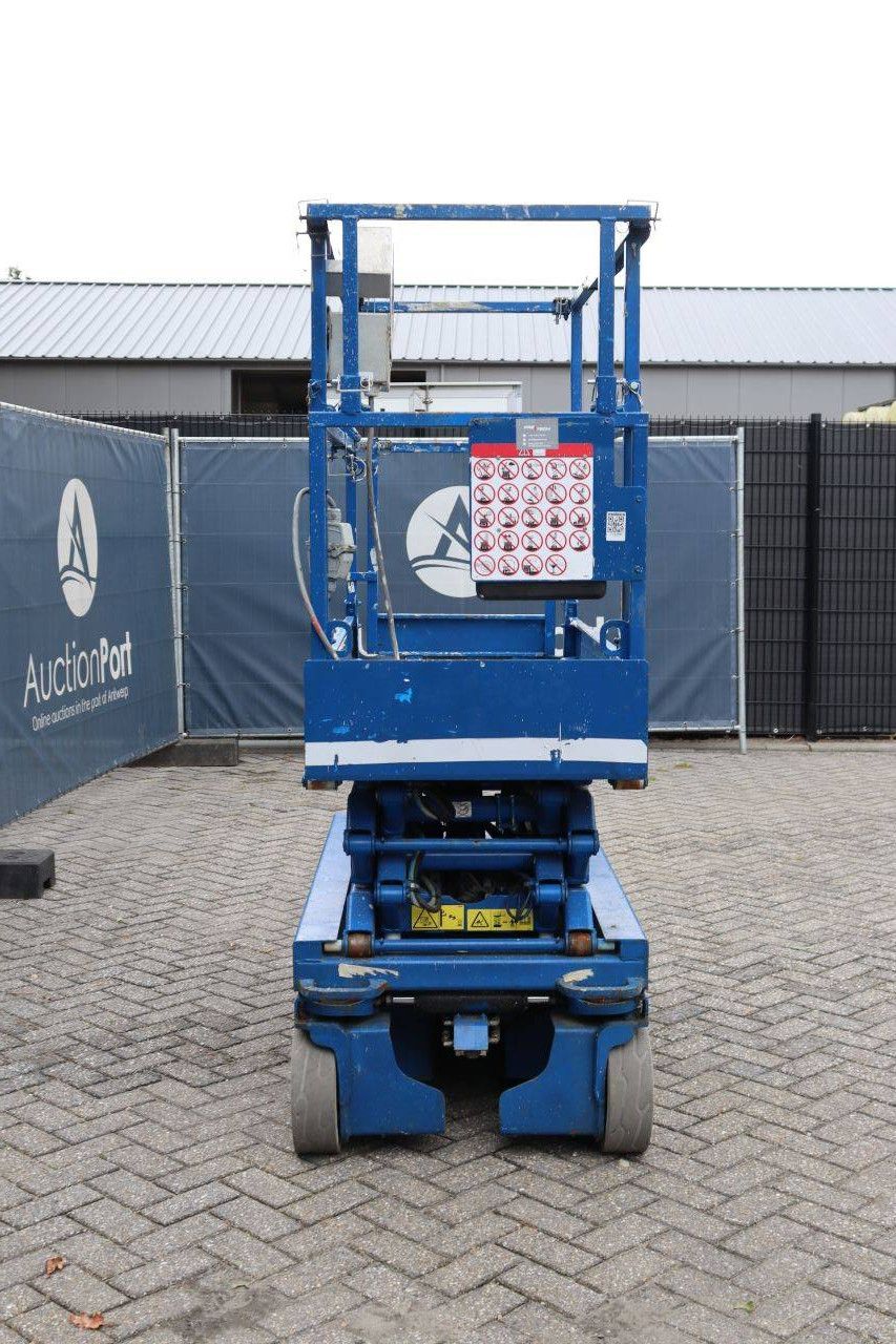 Skyjack SJ III Scherenarbeitsbühne 3219 Elektrisch 227 kg 7,8 m 2017
