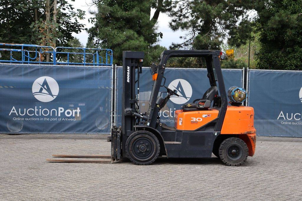 Heftruck Doosan G30G LPG 3000kg 3.0m 2015