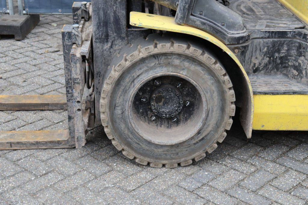 Forklift Hyundai 33L-7A LPG 3000kg 4.7m 2011