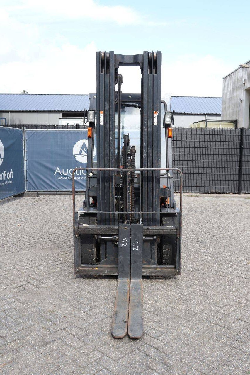 Doosan G30G LPG-Gabelstapler 3000 kg 5,9 m 2015