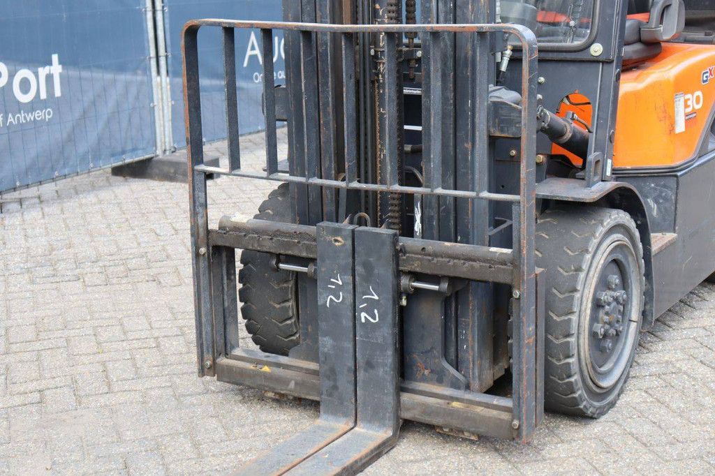 Doosan G30G LPG-Gabelstapler 3000 kg 5,9 m 2015