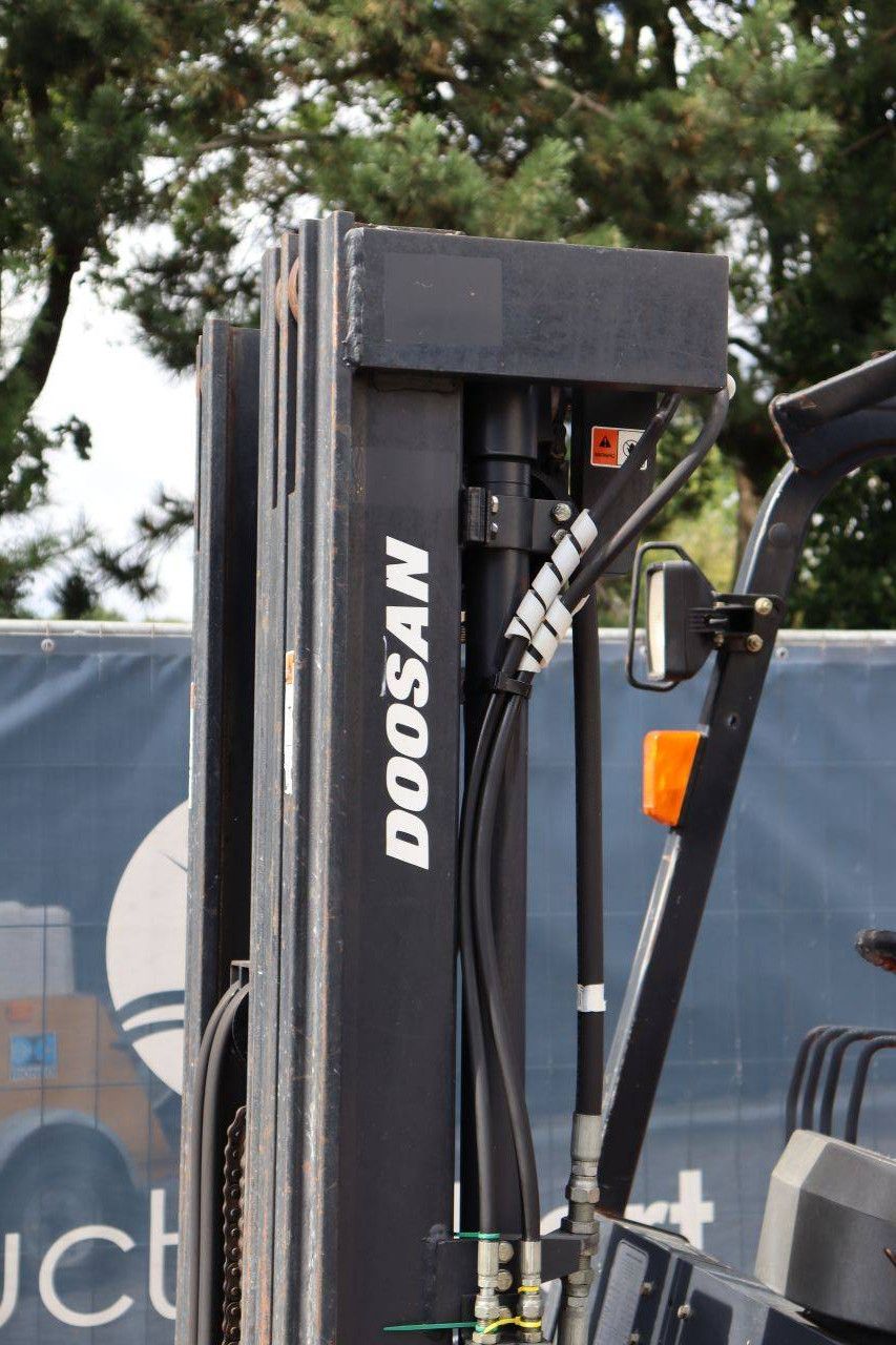 Gabelstapler Doosan D25G Diesel 2500kg 5,9m 2016