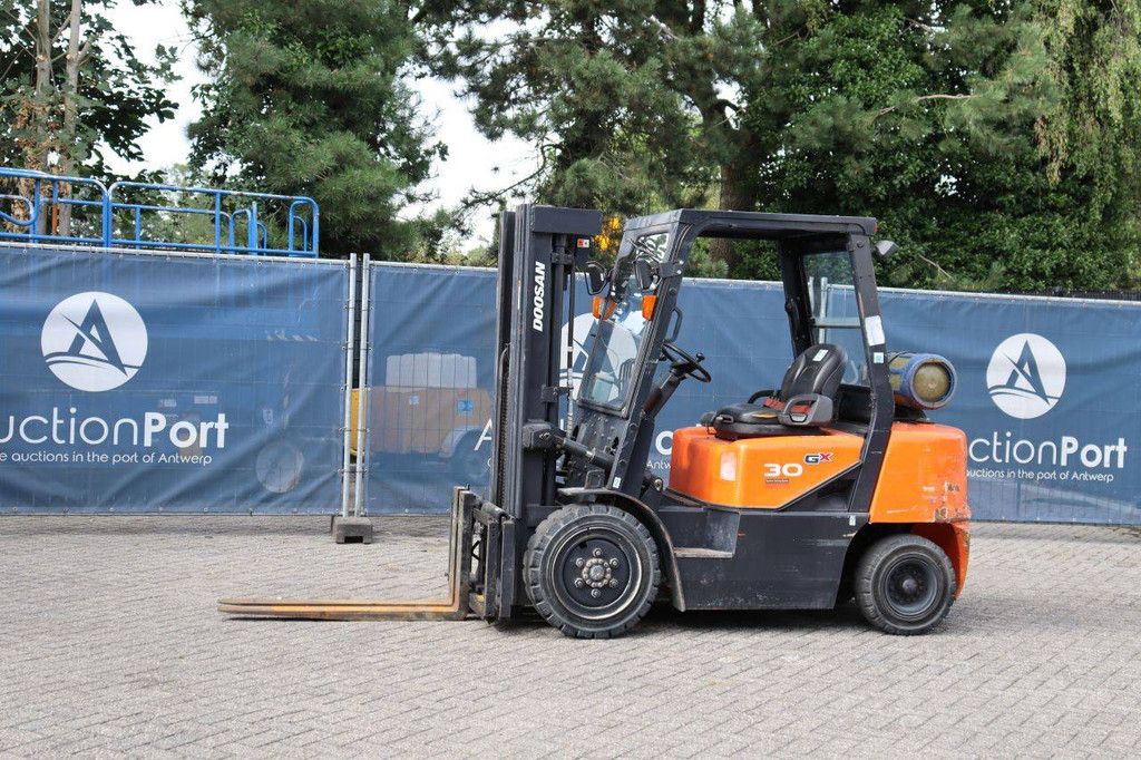 Doosan G30G LPG-Gabelstapler 3000 kg 5,9 m 2017