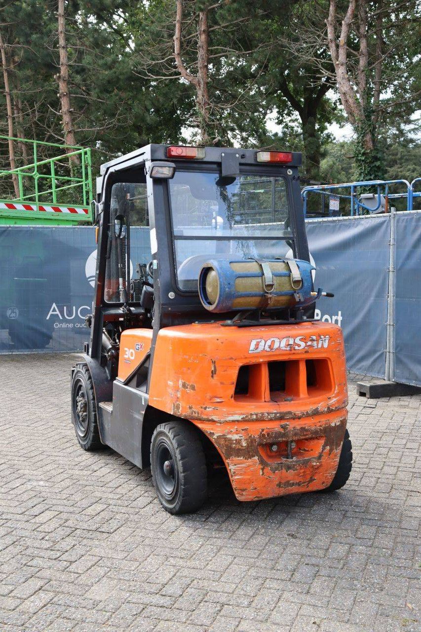 Doosan G30G LPG-Gabelstapler 3000 kg 5,9 m 2017