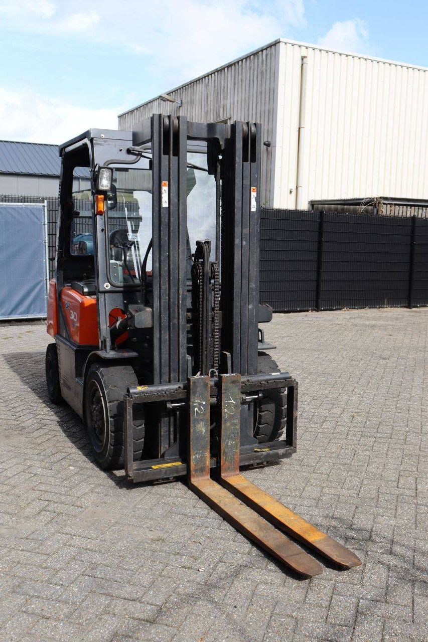 Doosan G30G LPG-Gabelstapler 3000 kg 5,9 m 2017