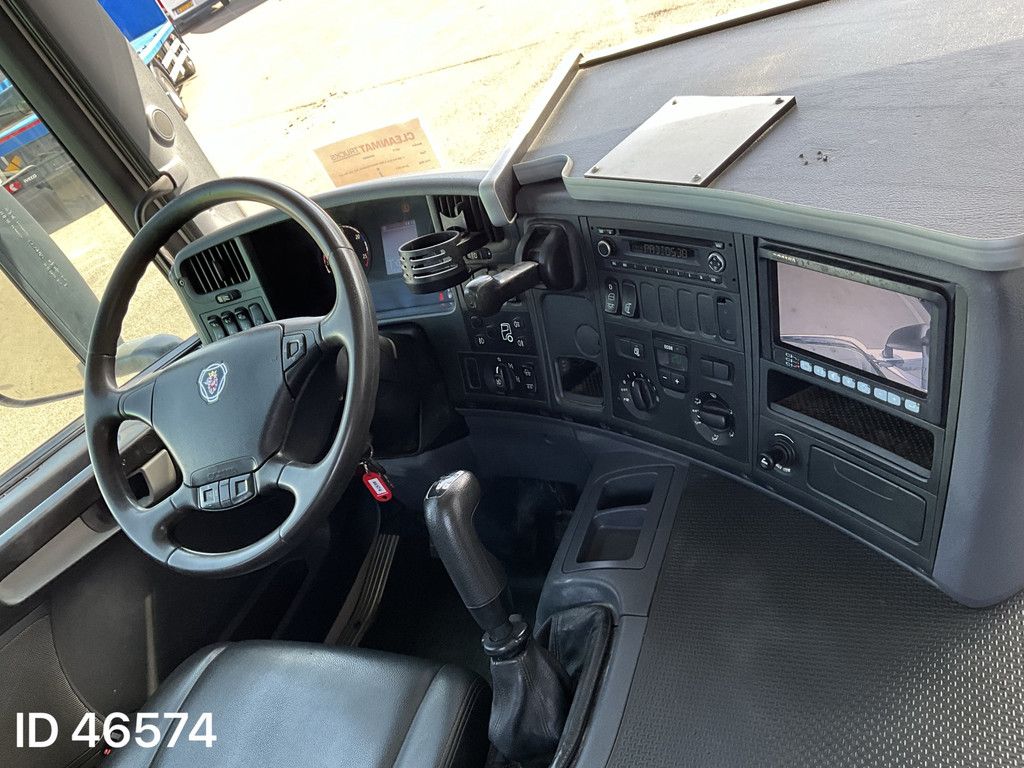 Scania P 360 6x4 Euro 6 Hiab haakarmsysteem Just 101.456 km!