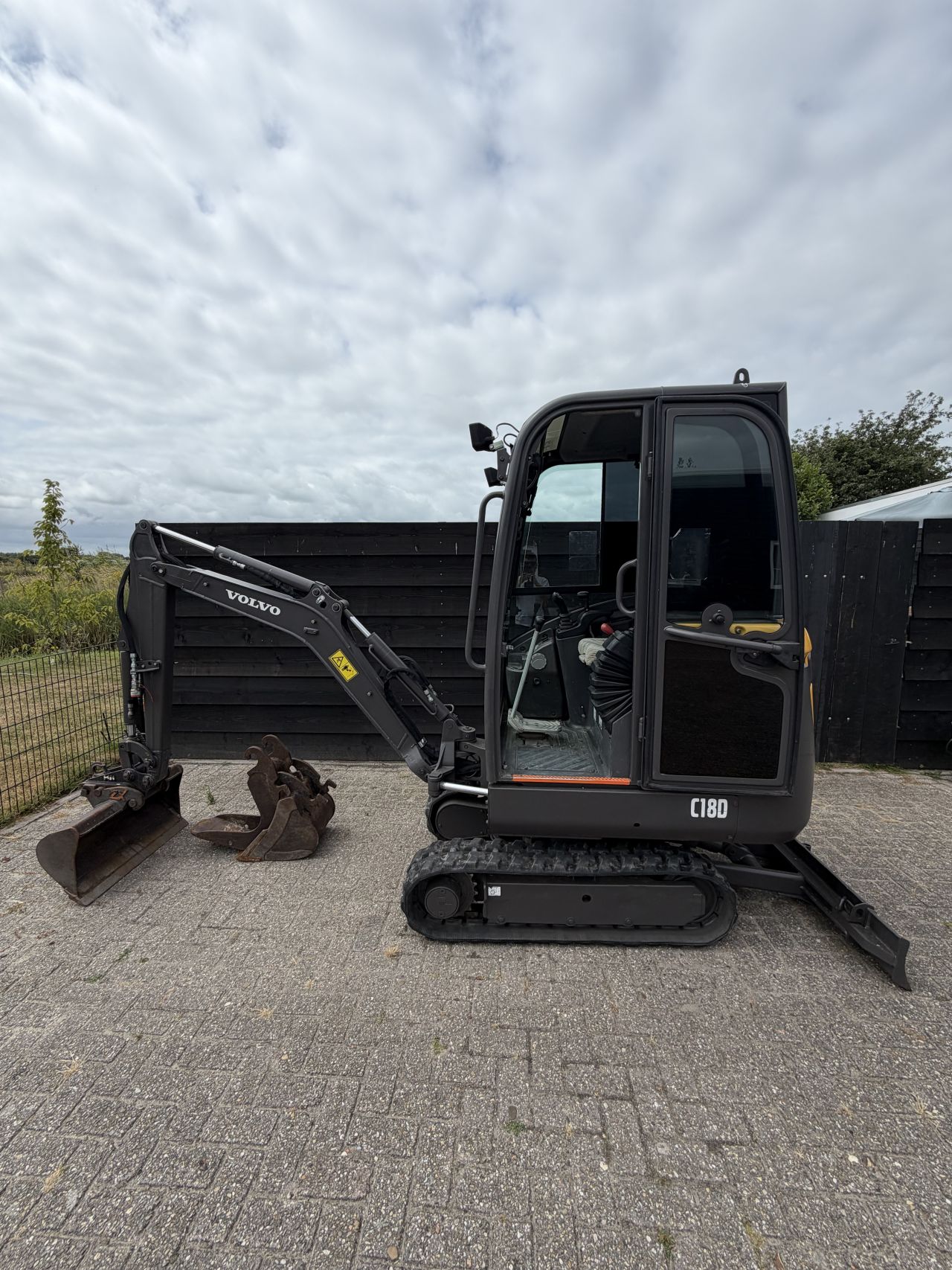 Volvo EC18D