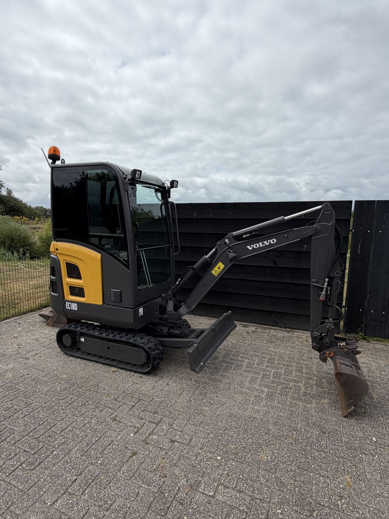 Volvo EC18D