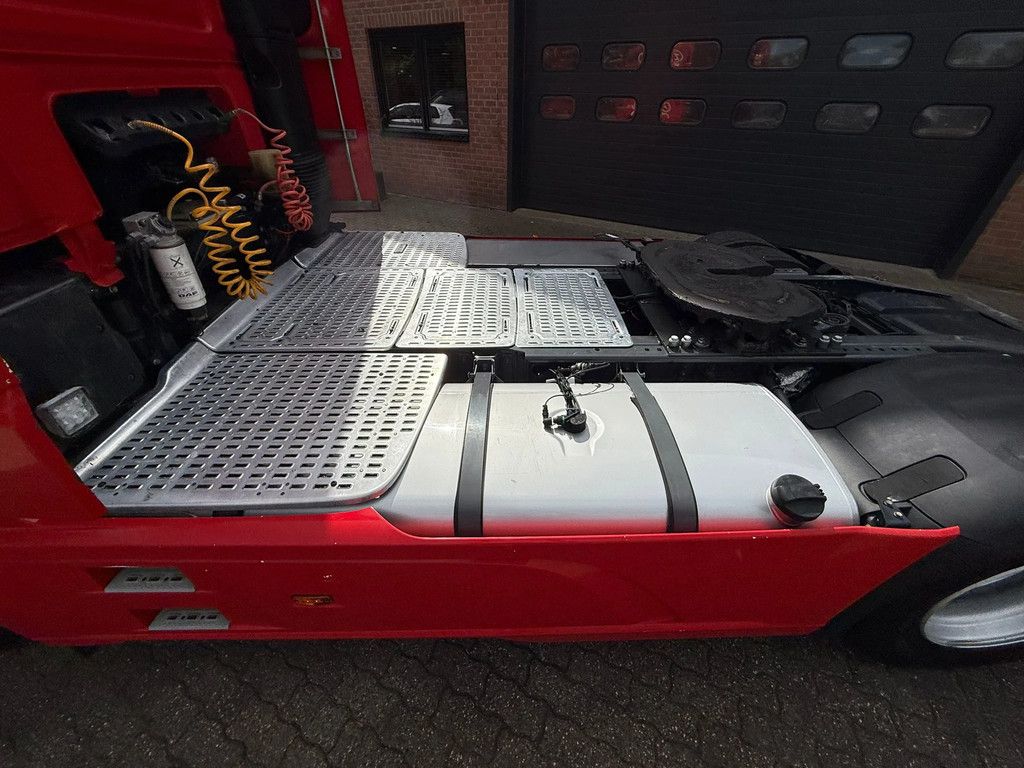 DAF XF 450 4X2 Space Cab Standairco NL Truck