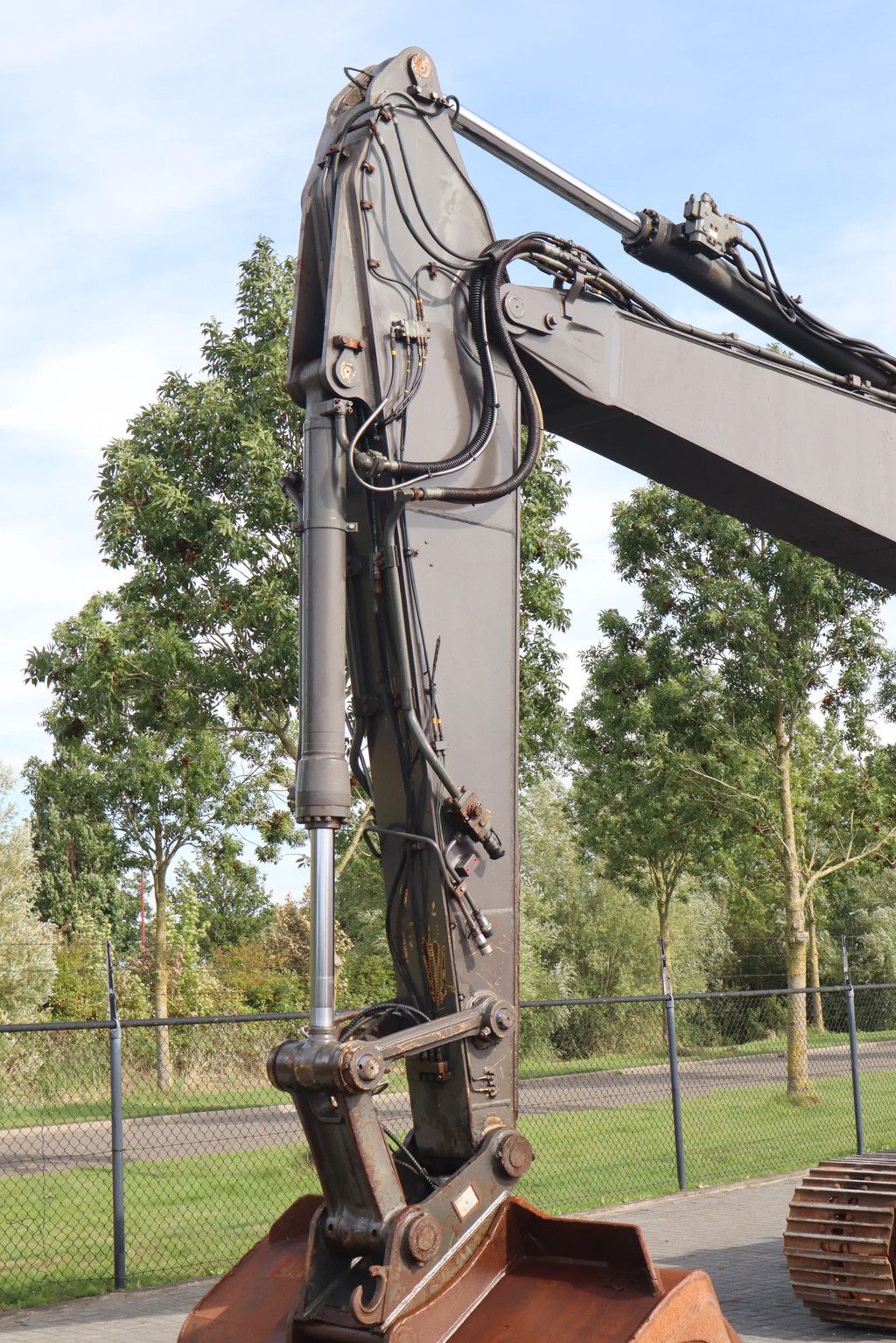 Volvo EC220D L | BUCKET | QUICK COUPLER | CENTRAL LUBE