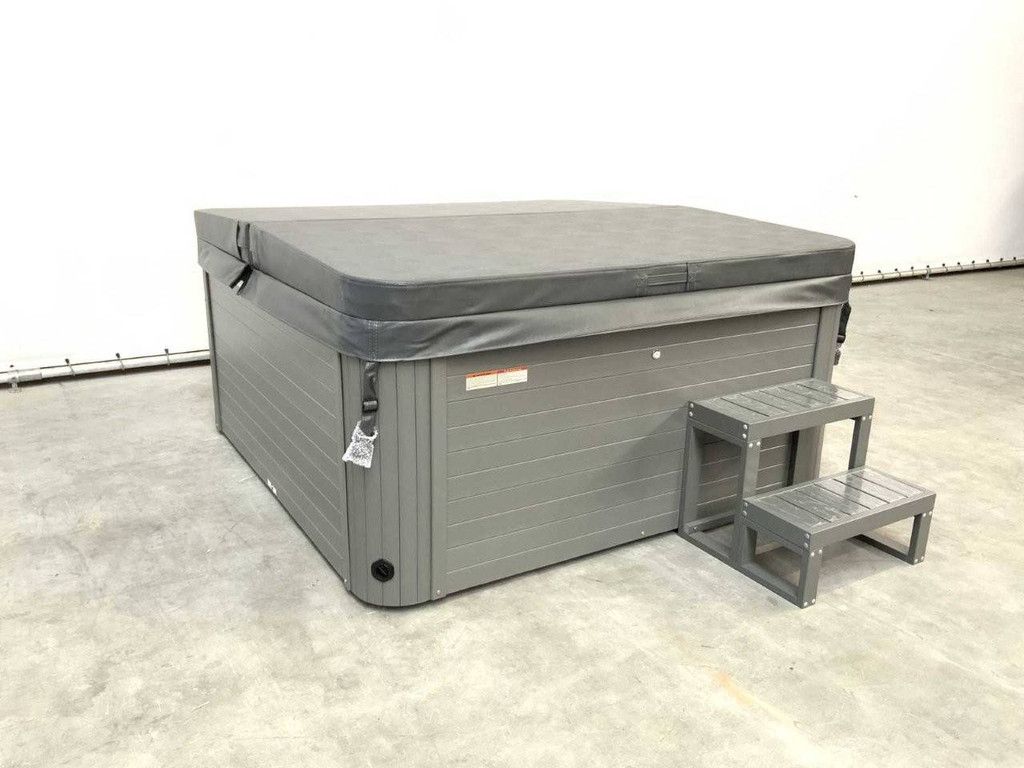 Jacuzzi London met Nordic Insulation 5 Personen Nieuw