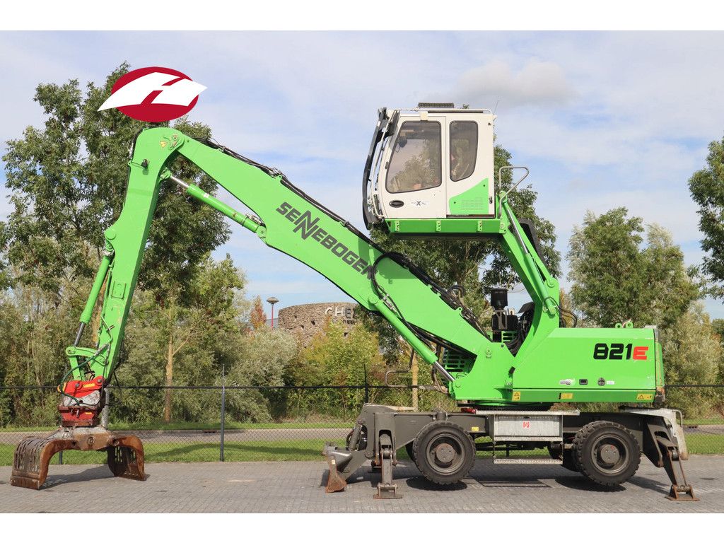 Sennebogen 821 E | SORTING GRAB | GOOD CONDITION