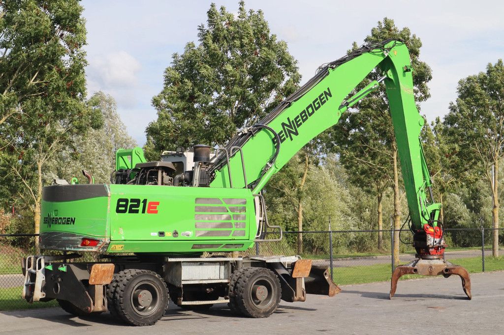 Sennebogen 821 E | SORTING GRAB | GOOD CONDITION