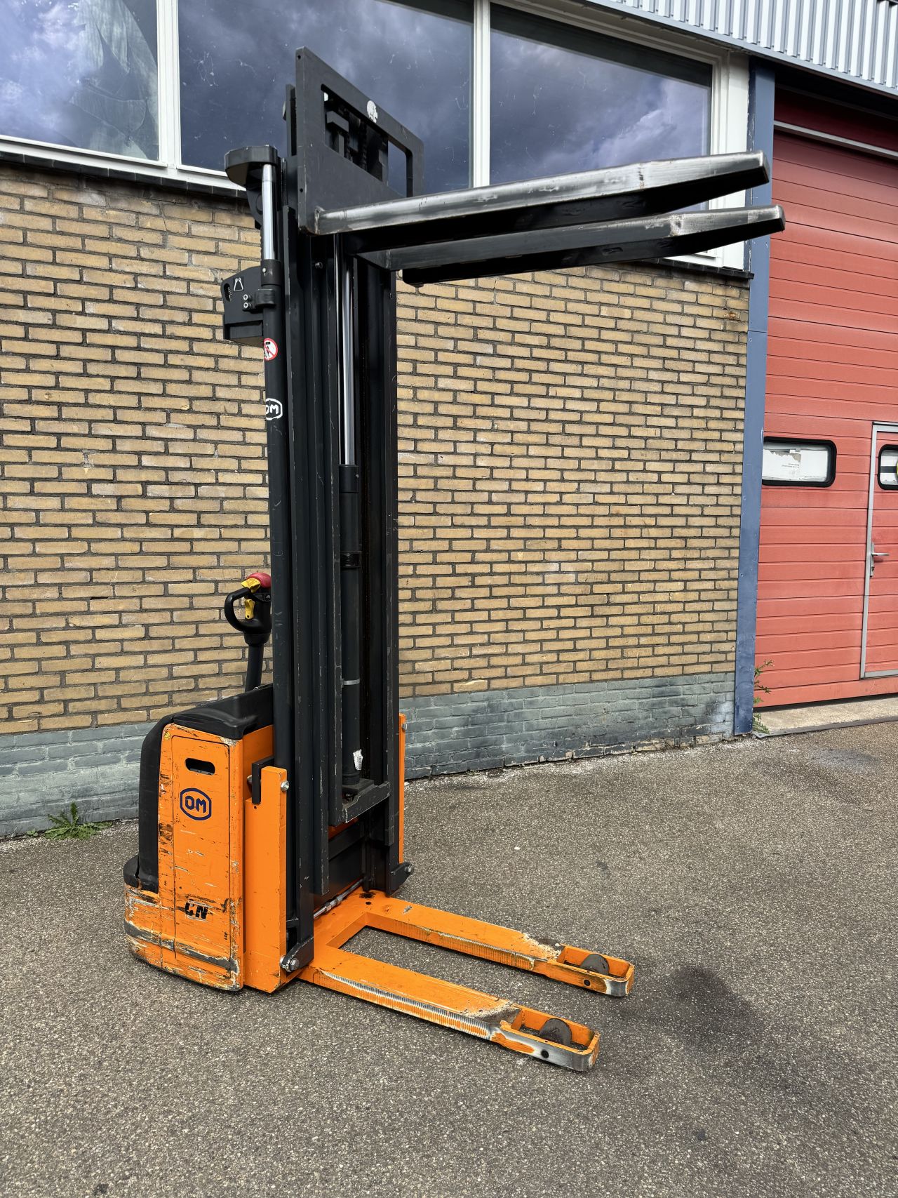 STAPELAAR / triplex / 547,5 cm !! / 1118 uur !!