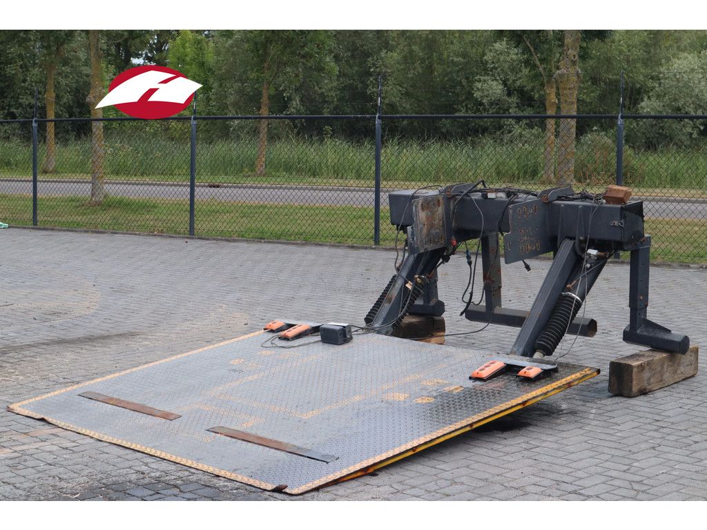 ZEPRO Z2500-15MA | TAILLIFT | LADEBORDWAND | LAADKLEP