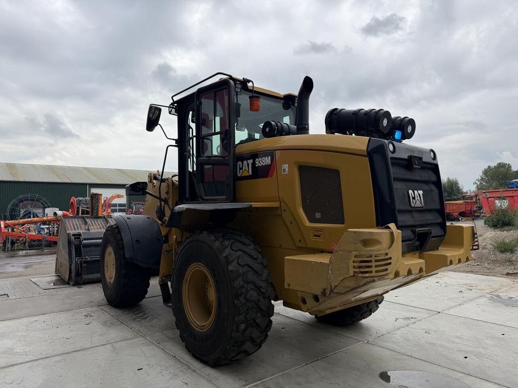 Caterpillar 938M wheel loader