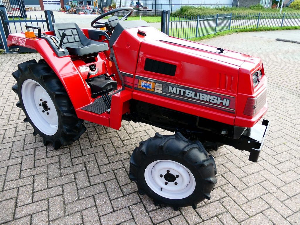 Mitsubishi MT17 4wd
