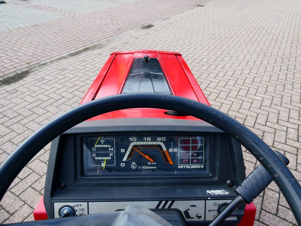 Mitsubishi MT17 4wd