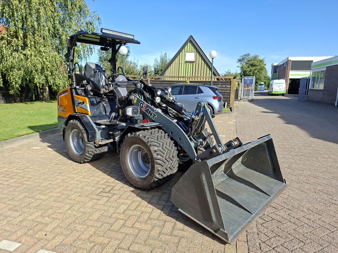 GiANT G2700 X-tra HD+ kniklader / shovel Bj. 2024