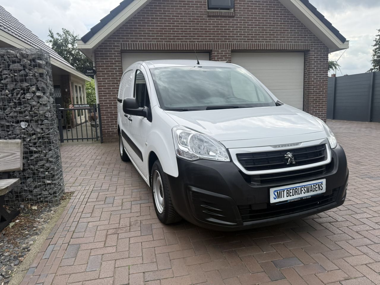 Peugeot Partner koel / vries auto tot min 20