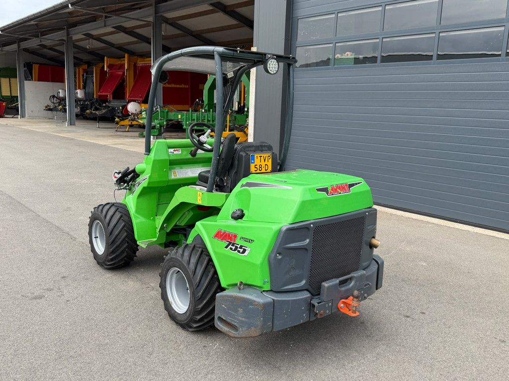 Avant 755i TDL Mini-lader