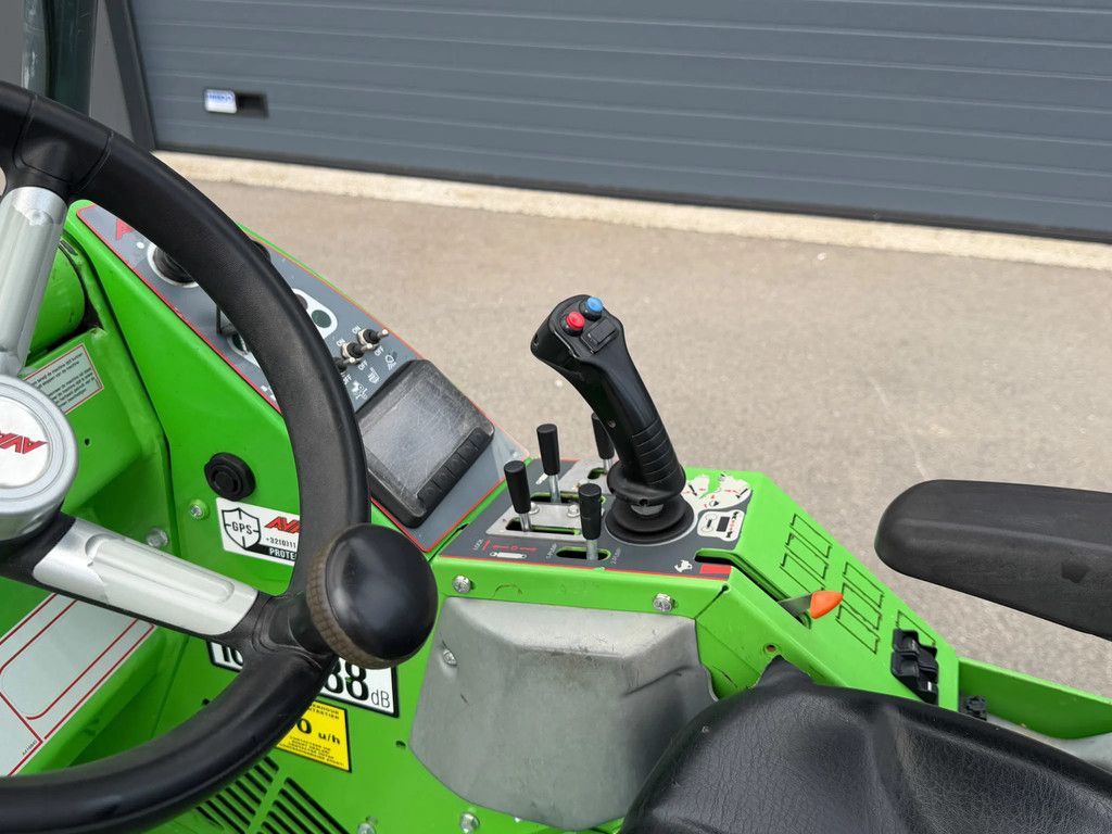Avant 755i TDL Mini-lader