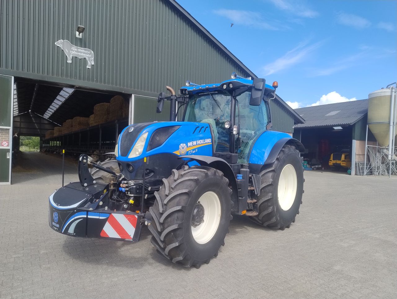 New Holland T7 165s