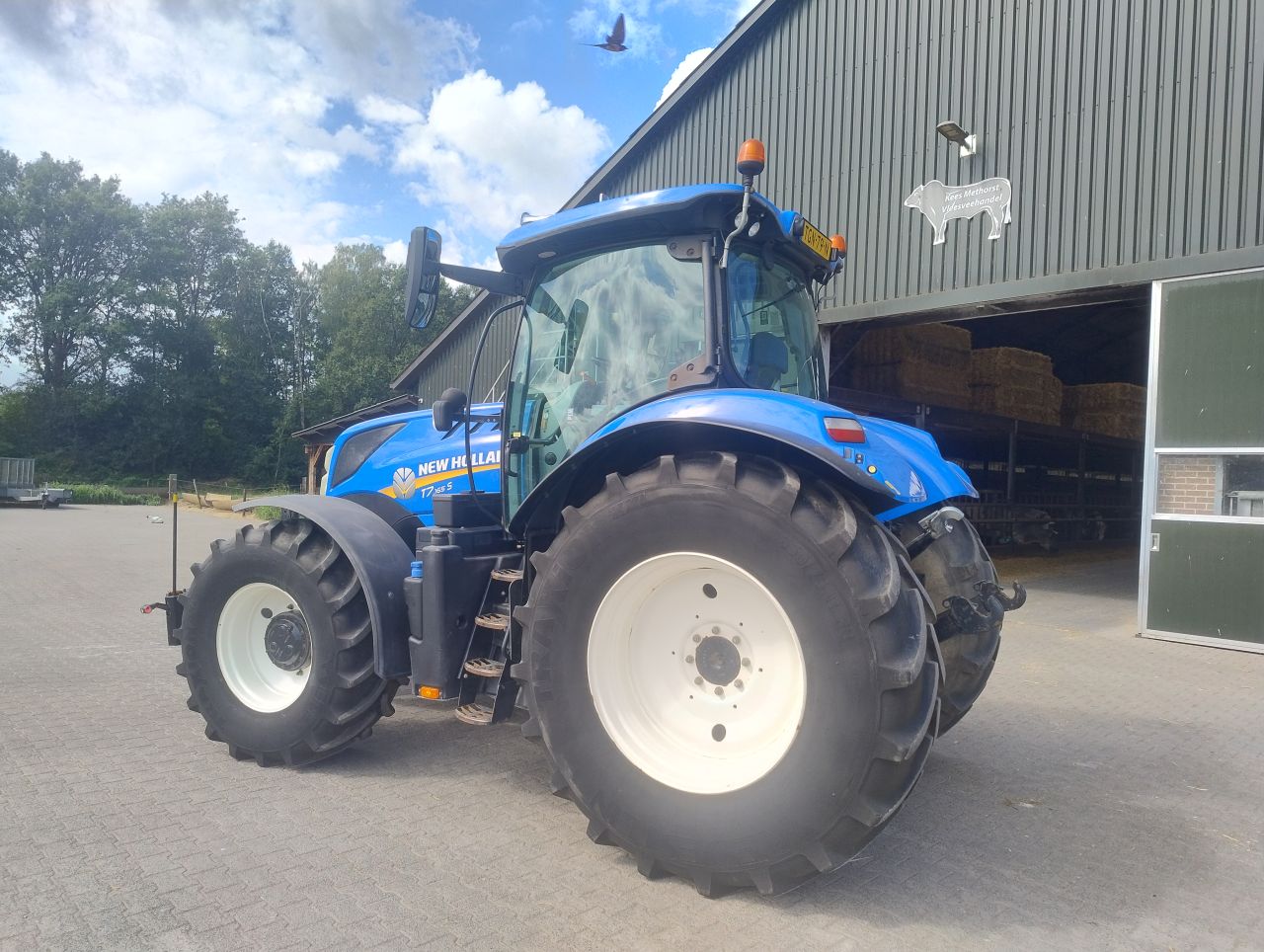 New Holland T7 165s