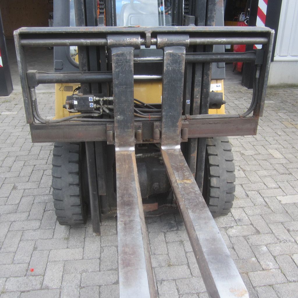 Caterpillar GP20K, LPG-gas, duplo, side shift, vorkverstelling.