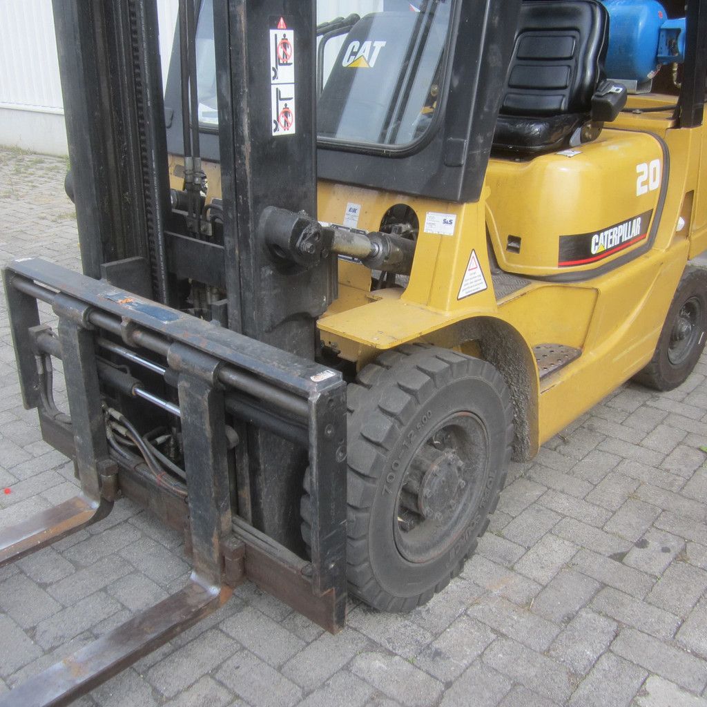 Caterpillar GP20K, LPG-gas, duplo, side shift, vorkverstelling.