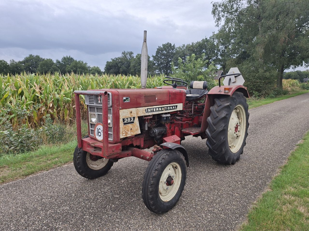 Originele IHC International 383 | NL Kenteken | gebruiksklaar