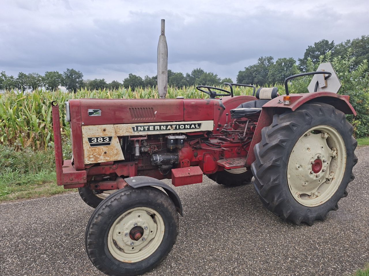 Originele IHC International 383 | NL Kenteken | gebruiksklaar