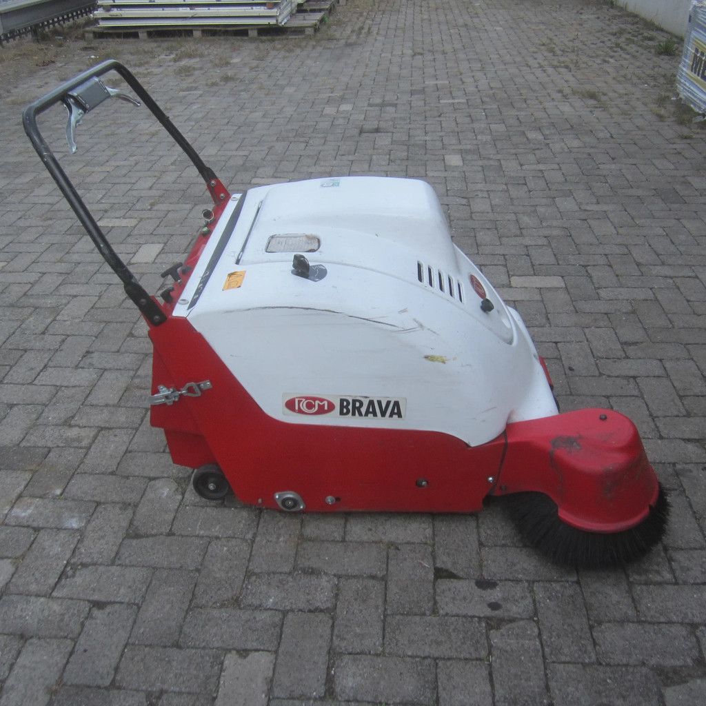 RCM Brava, veegmachine elek., veegbreedte 95 cm.