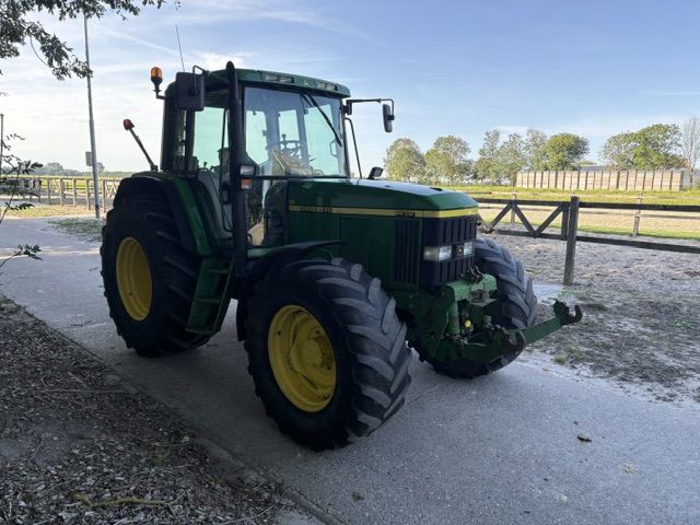 John deere 6610