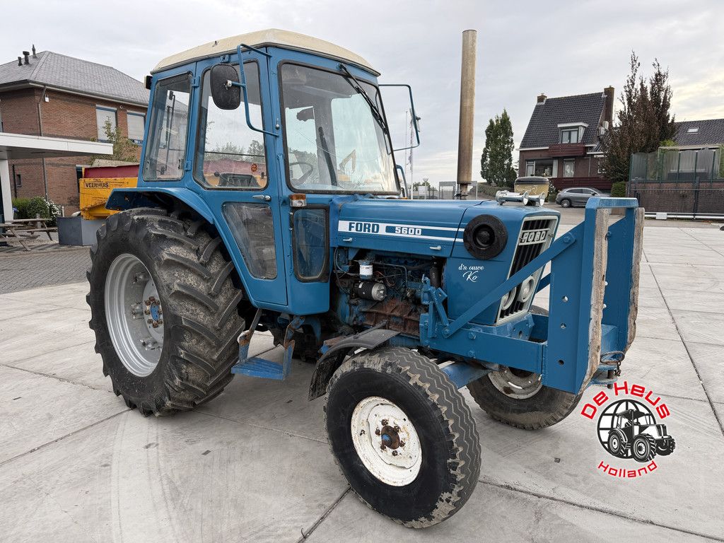 Ford 5600