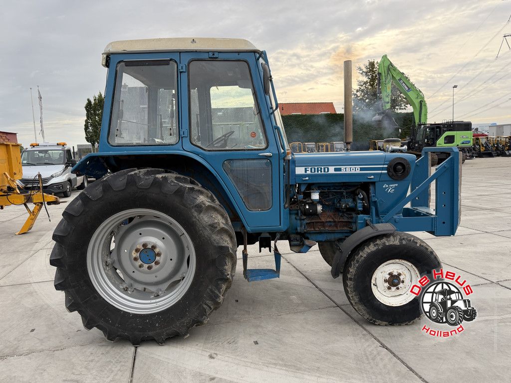 Ford 5600